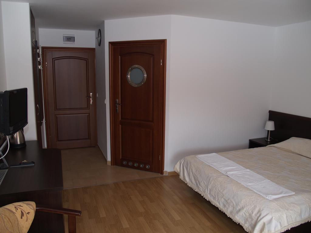 Willa Latarnik - Doskonala Lokalizacja, Blisko Atrakcji, 20Min Do Plazy Łeba Habitación foto
