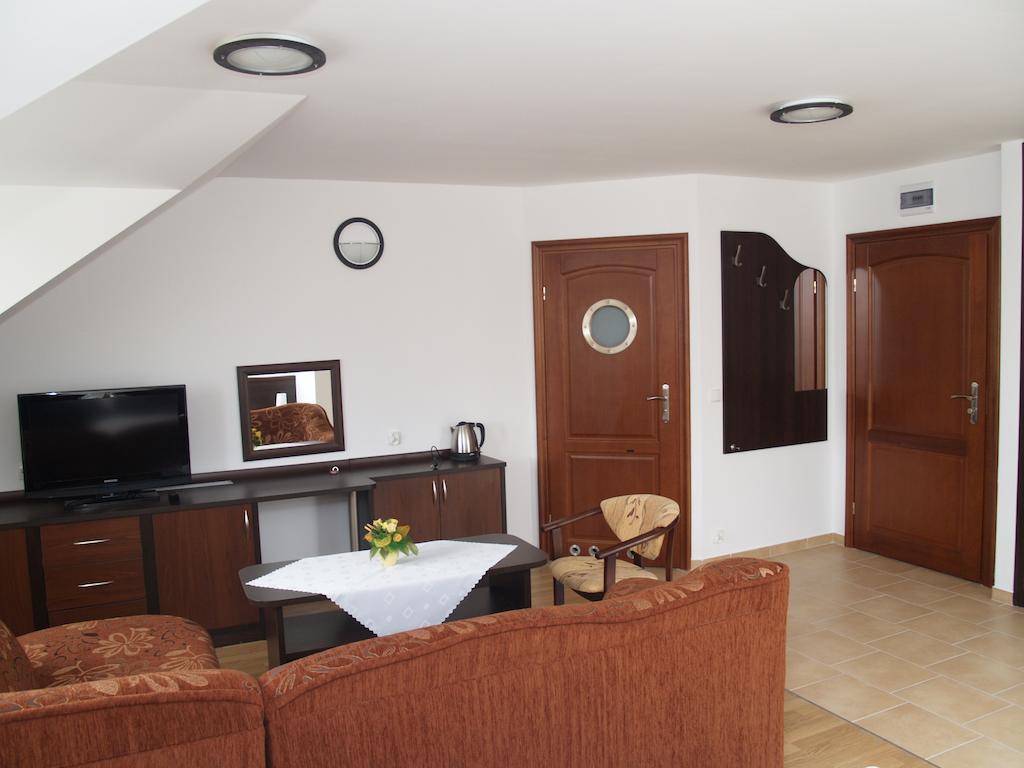 Willa Latarnik - Doskonala Lokalizacja, Blisko Atrakcji, 20Min Do Plazy Łeba Habitación foto